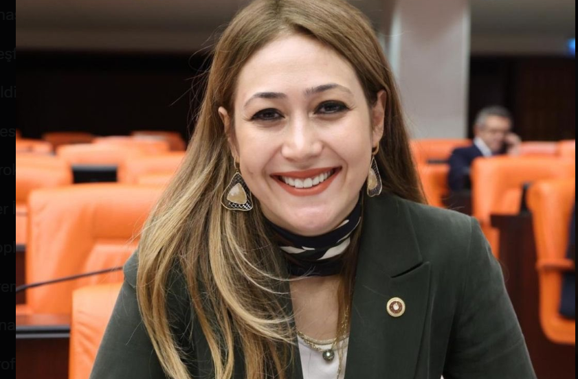 MHP Kahramanmaraş Milletvekili Zuhal Karakoç Dora'dan Yeni Yıl Mesajı