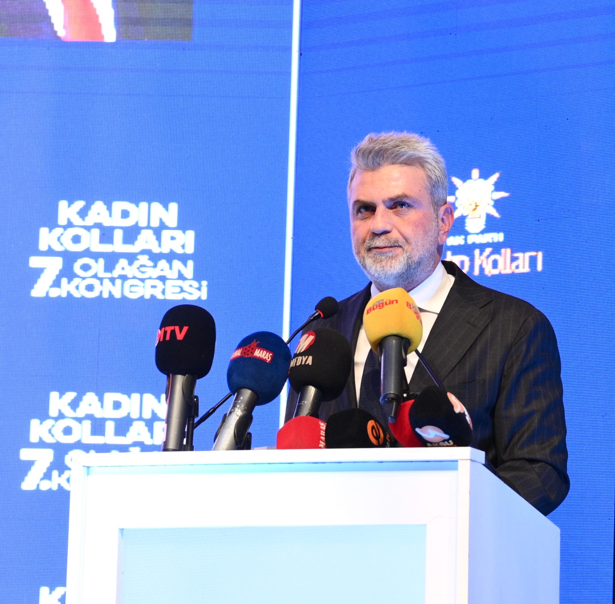 AK Parti Kadın Kolları 7. Olağan Kongresi’ne katılan Başkan Fırat