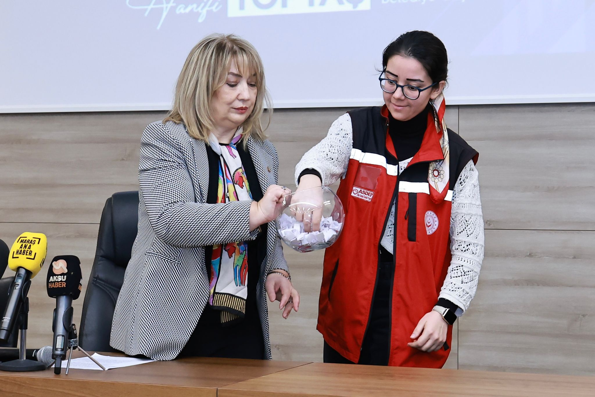 Hakan Akdere Gündüz Bakımevi’nin kura çekilişi yapıldı