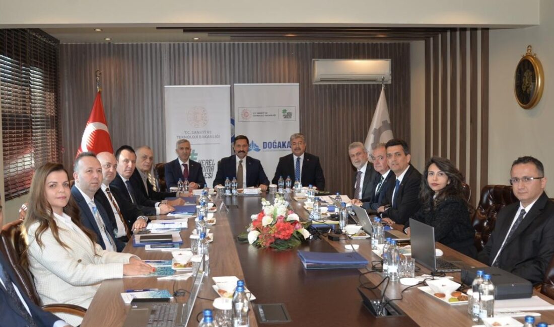 Osmaniye’de gerçekleştirilen DOĞAKA 118. Yönetim Kurulu Toplantısı’na katılan Başkan Görgel,