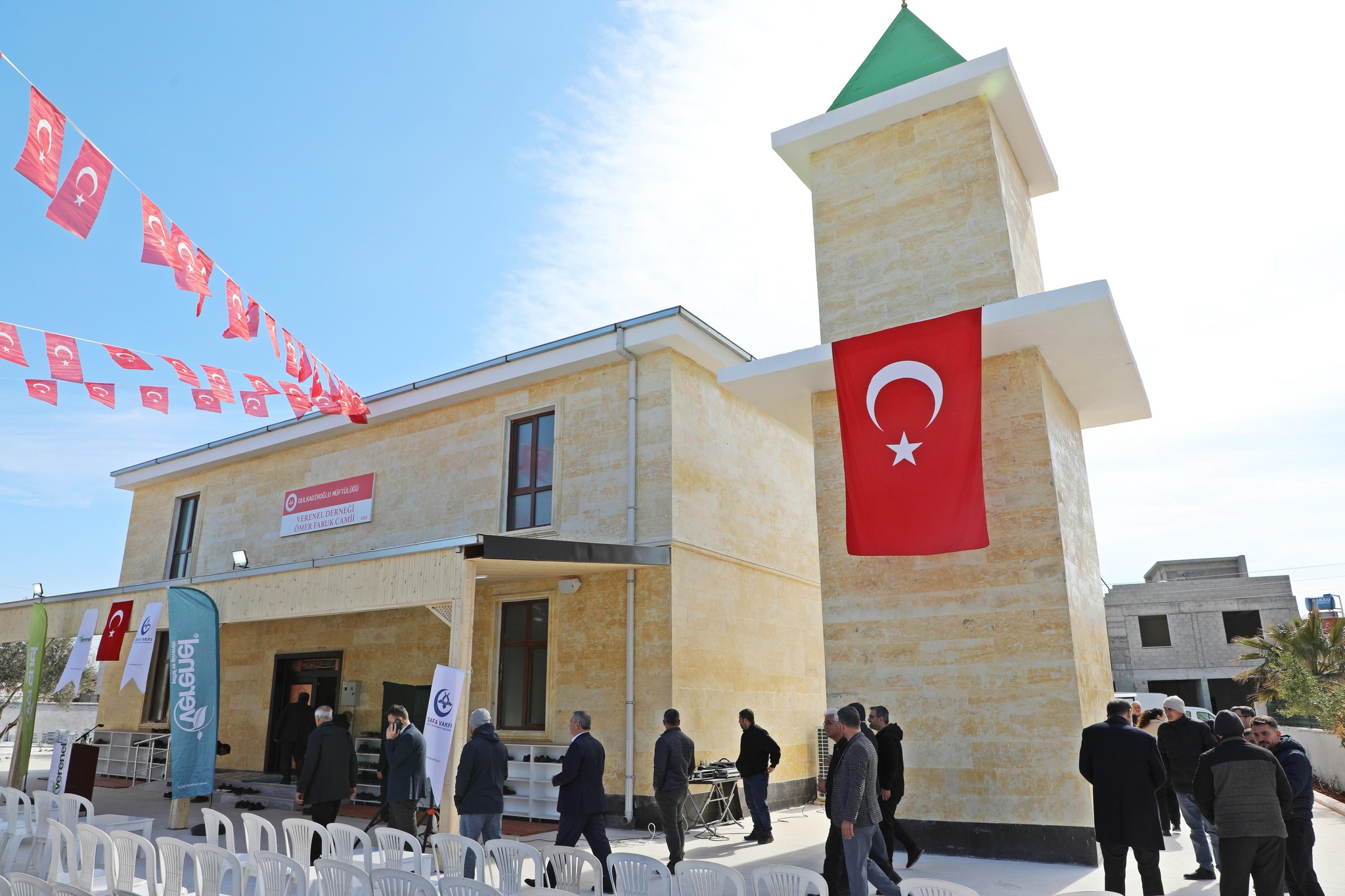 Kahramanmaraş’ın Dulkadiroğlu ilçesi Erkenez Mahallesi'nde yapımı tamamlanan Verenel Derneği Ömer