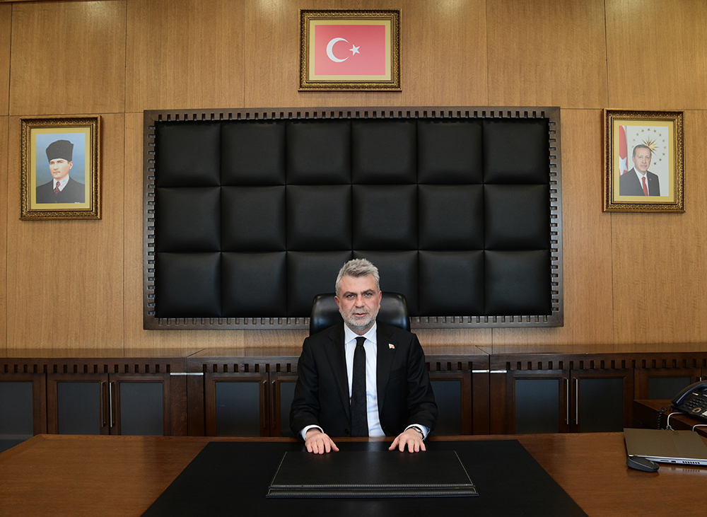 6 Şubat depremlerinde hayatını kaybeden vatandaşları rahmetle yad edenBaşkan Fırat