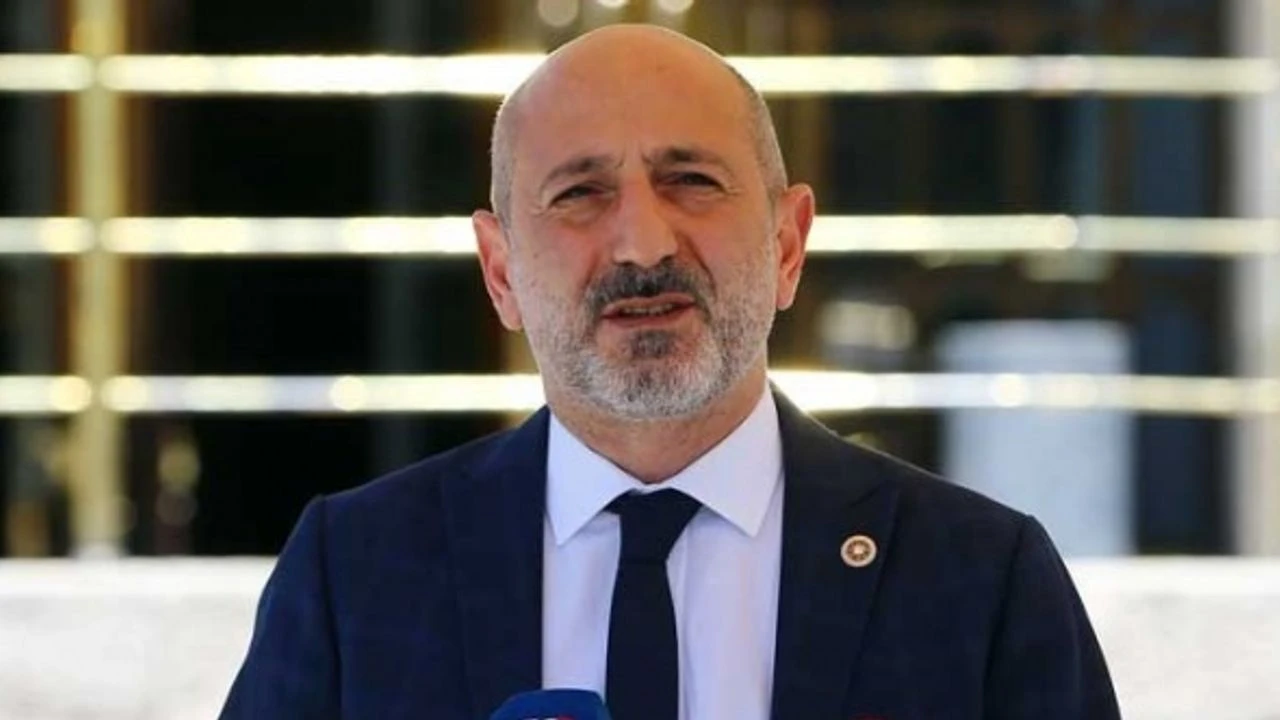 CHP Kahramanmaraş Milletvekili Ali Öztunç, 6 Şubatta yıkılan ve binlerce