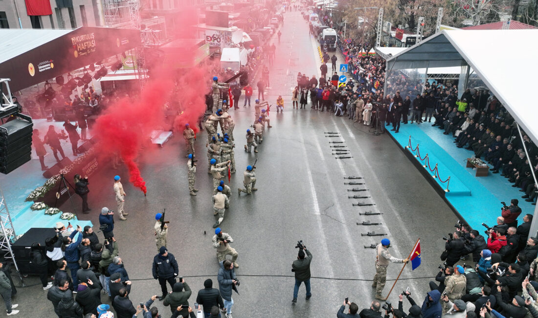 Kahramanmaraş’ın düşman işgalinden kurtuluşunun 105. yıl dönümü, Trabzon Caddesi’nde düzenlenen