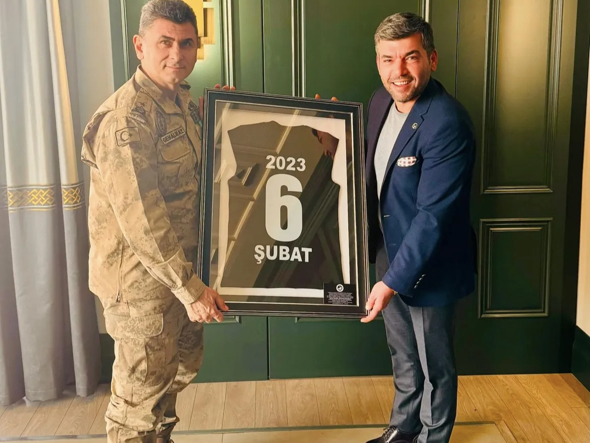 Kahramanmaraş İl Jandarma Komutanı Tuğgeneral Ali Gemalmaz, İstiklalspor Kulüp Başkanı