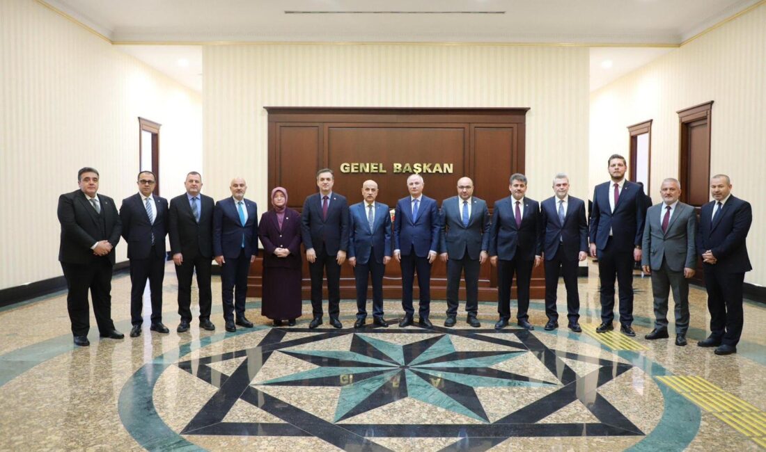 Tam kadro Ankara'ya çıkarma yapan AK Parti Kahramanmaraş Heyeti; 8.Olağan