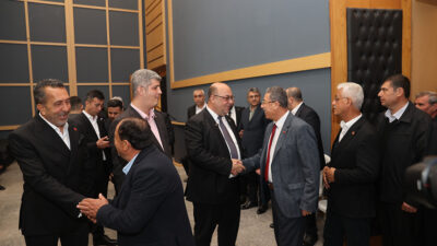 Dulkadiroğlu Belediye Başkanı Mehmet Akpınar, Dulkadiroğlu Belediyesi Meclis Salonu’nda düzenlenen