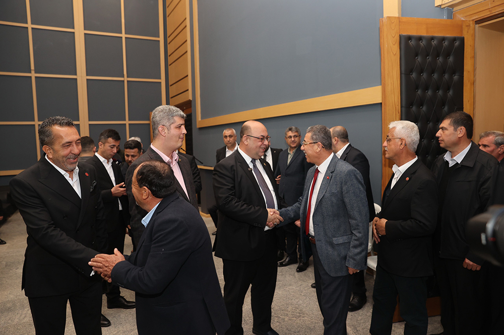 Dulkadiroğlu Belediye Başkanı Mehmet Akpınar, Dulkadiroğlu Belediyesi Meclis Salonu’nda düzenlenen