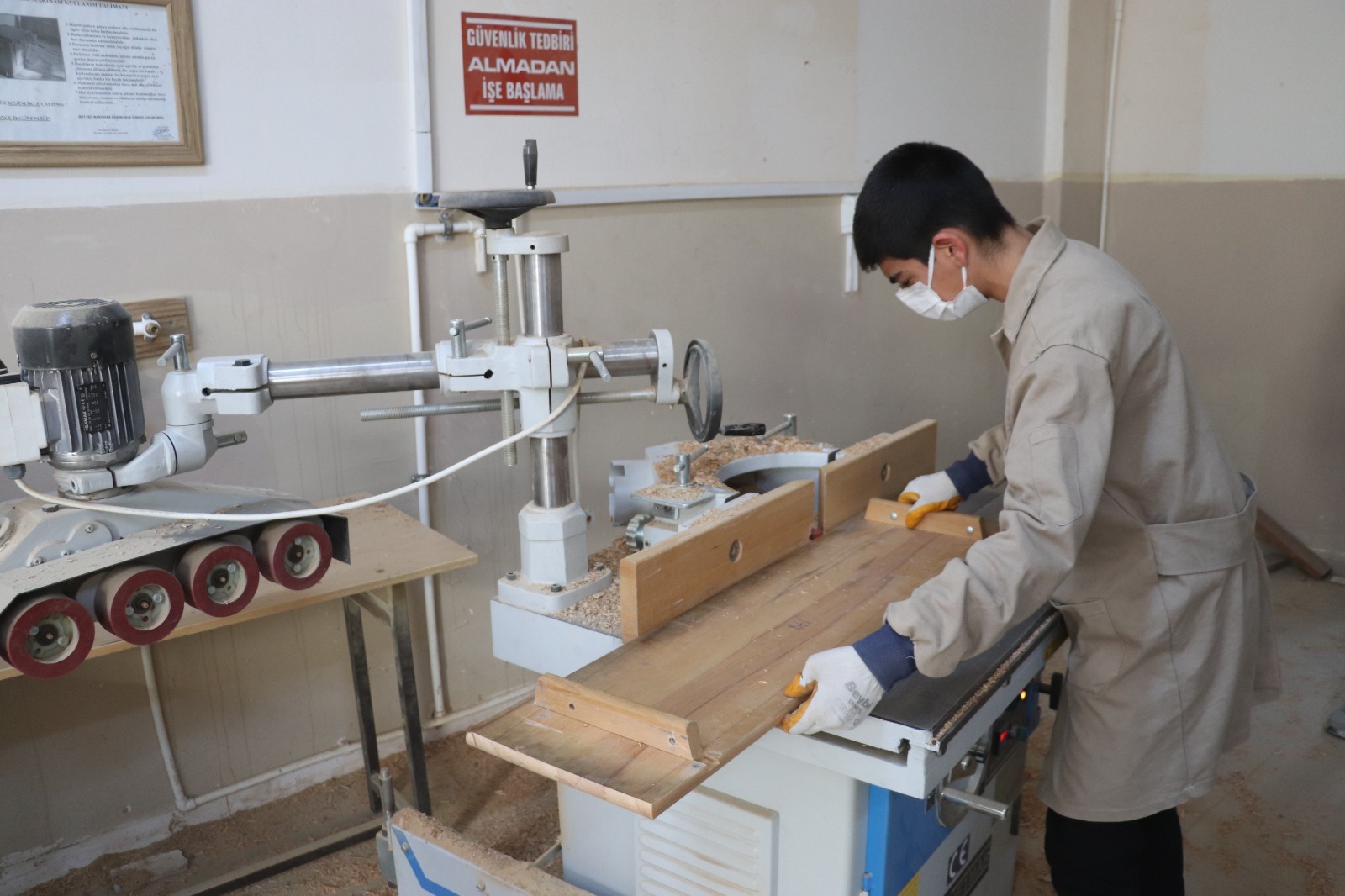 Kahramanmaraş’ta eğitim faaliyetlerine devam eden TOKİ 21. Yüzyıl Mesleki ve