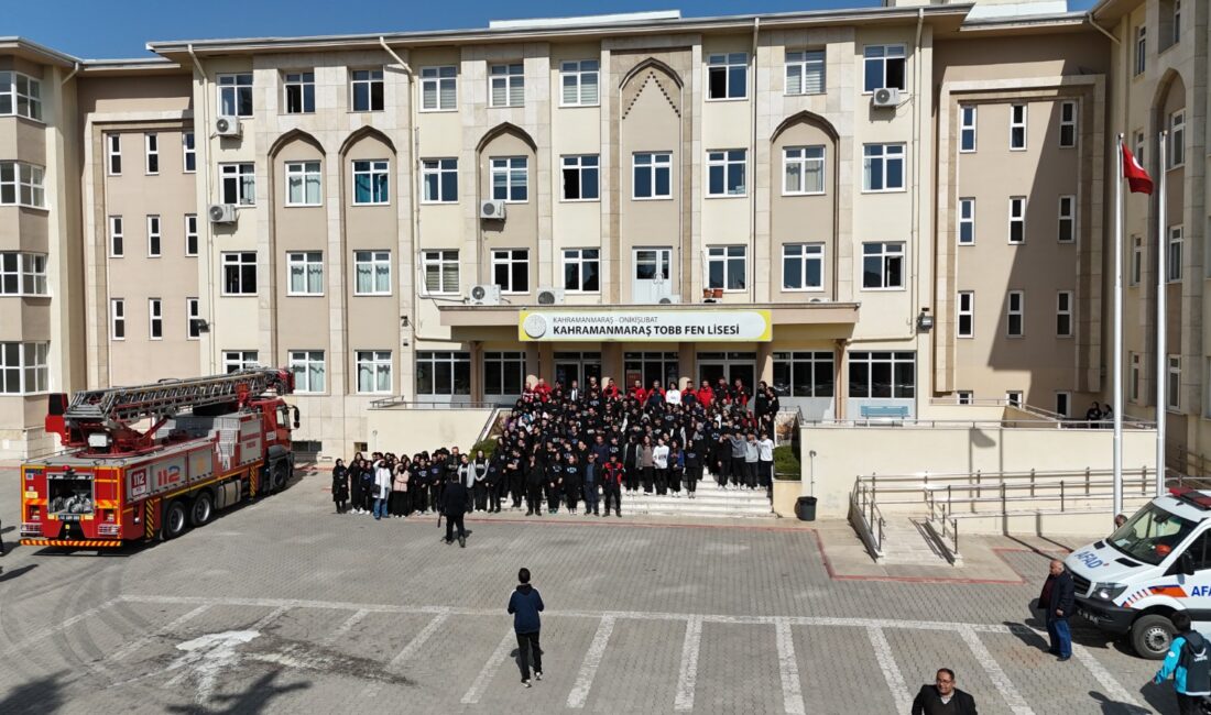 Kahramanmaraş'ta 1-7 Mart Deprem Haftası etkinlikleri çerçevesinde, okullarda afet farkındalık