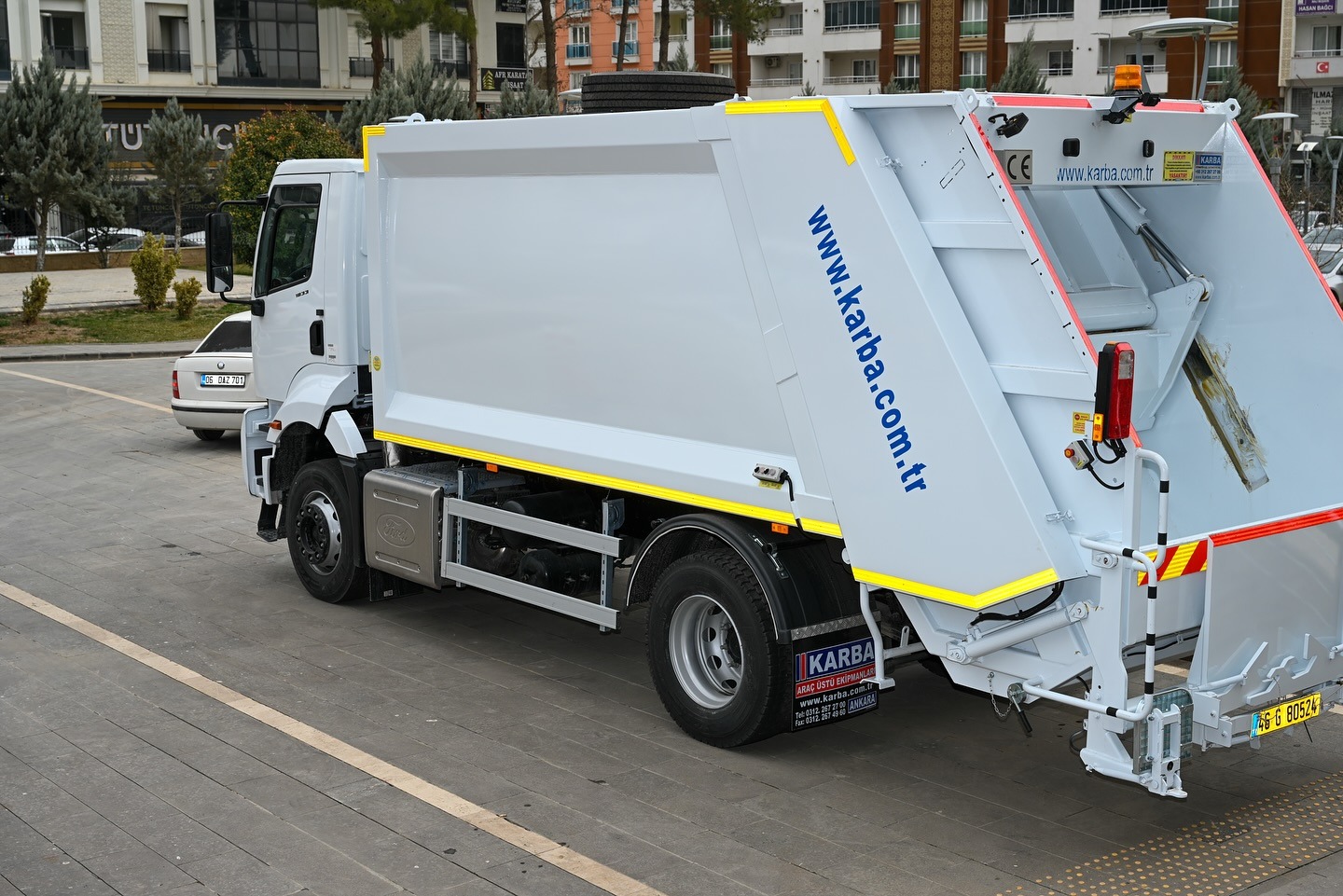 Kahramanmaraş’ın Türkoğlu Belediyesi, makine parkına yeni ekipmanlar eklemeye devam ediyor.