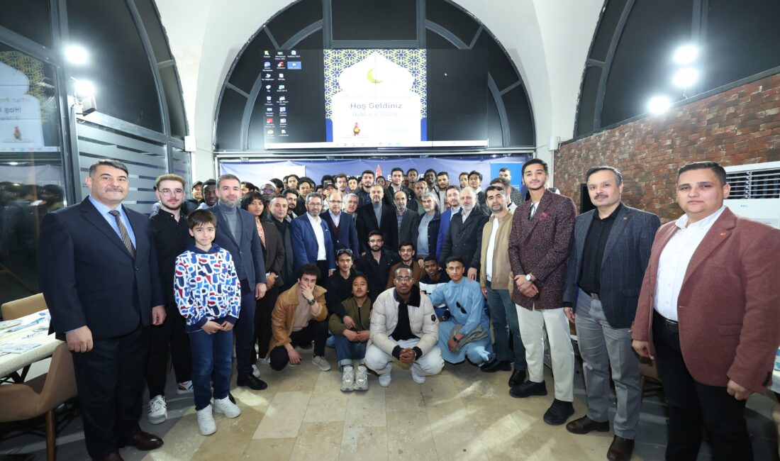 Kurduğu gönül sofralarıyla Ramazan ayının birlik ve beraberlik ruhunu en