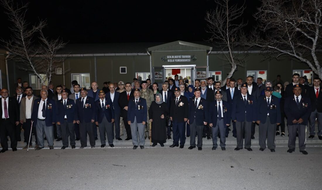 Kahramanmaraş Valisi Mükerrem Ünlüer ve eşi Dr. Selma Ünlüer, 2.