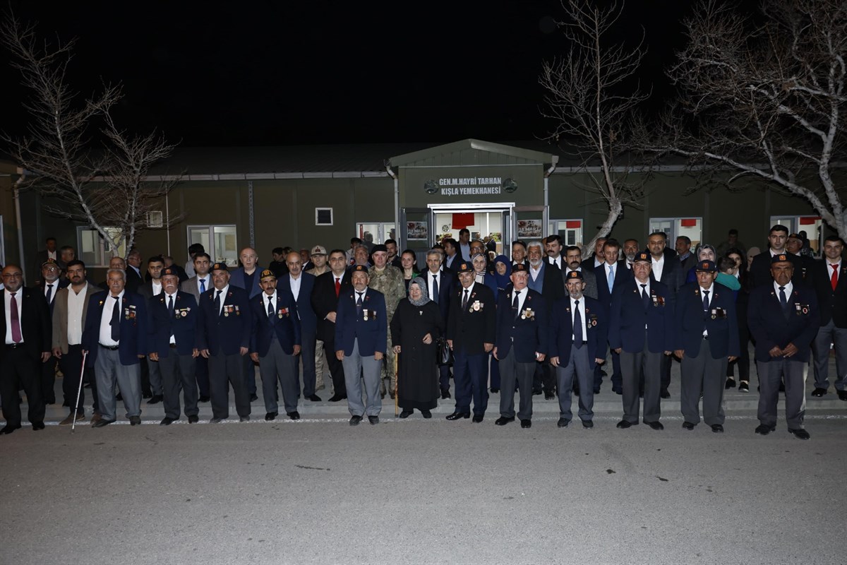 Kahramanmaraş Valisi Mükerrem Ünlüer ve eşi Dr. Selma Ünlüer, 2.