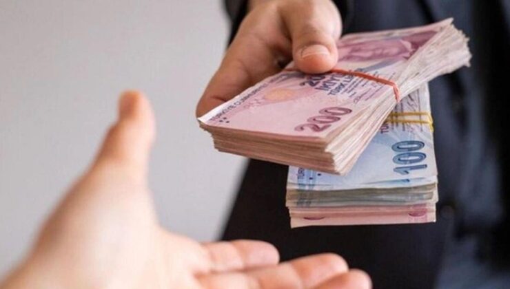 Kahramanmaraş'ta 6 Şubat depremlerinde ahırları zarar gören hayvan yetiştiricileri için