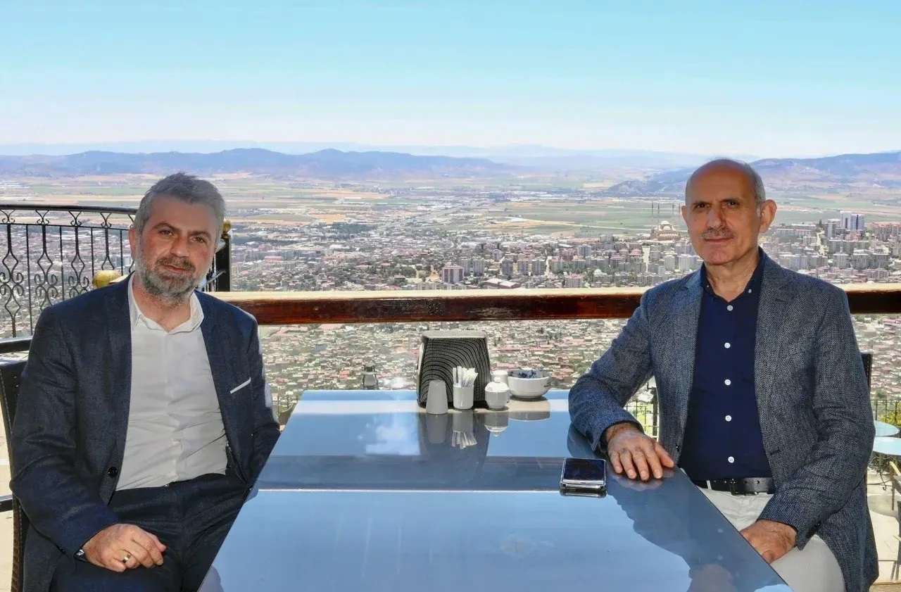 Kahramanmaraş Büyükşehir Belediyesi Genel Sekreteri olarak görev yapan Rüstem Keleş,