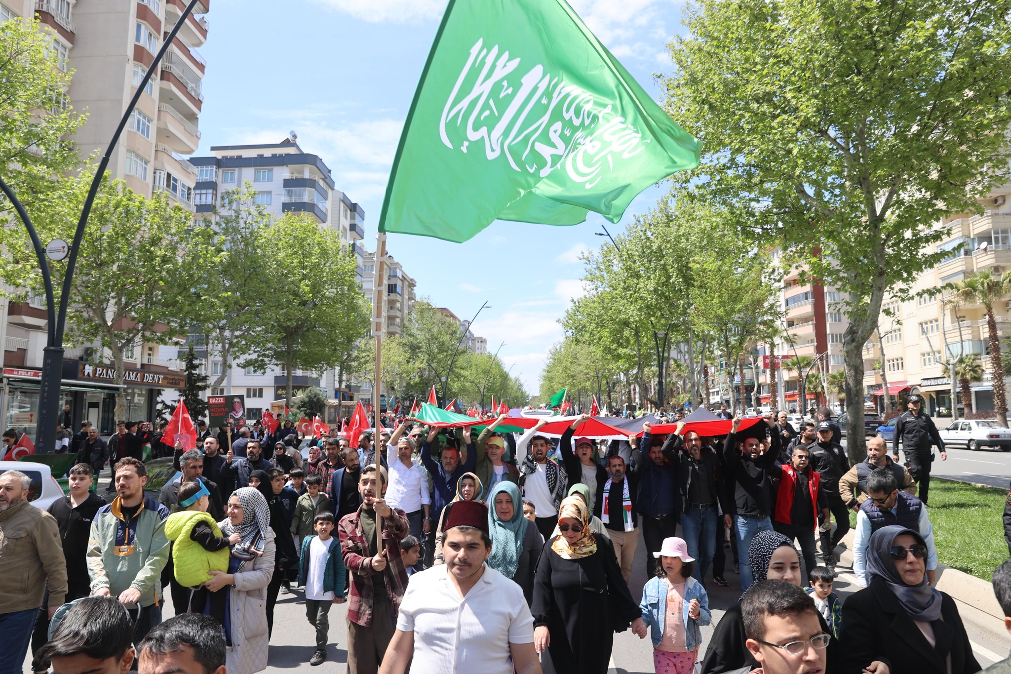 Kahramanmaraş Platformu öncülüğünde, İsrail'in Gazze'ye yönelik saldırılarını protesto etmek amacıyla