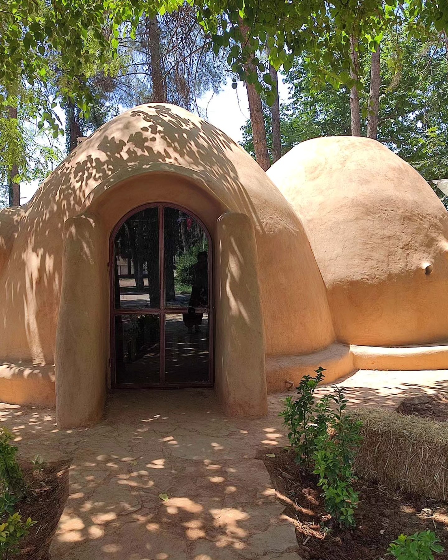 Kahramanmaraş’ın Türkoğlu ilçesinde 6 Şubat depremlerinin ardından çocuklar, gençler ve