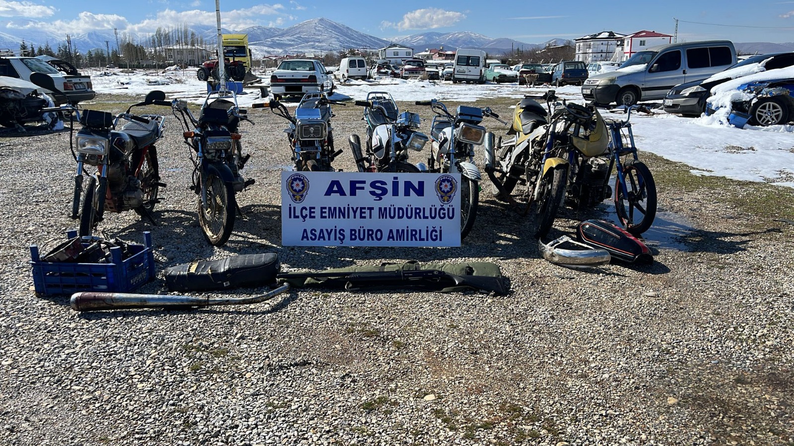 Kahramanmaraş'ın Afşin ilçesinde bir otoparktan çalınan 7 motosiklet ve failleri,
