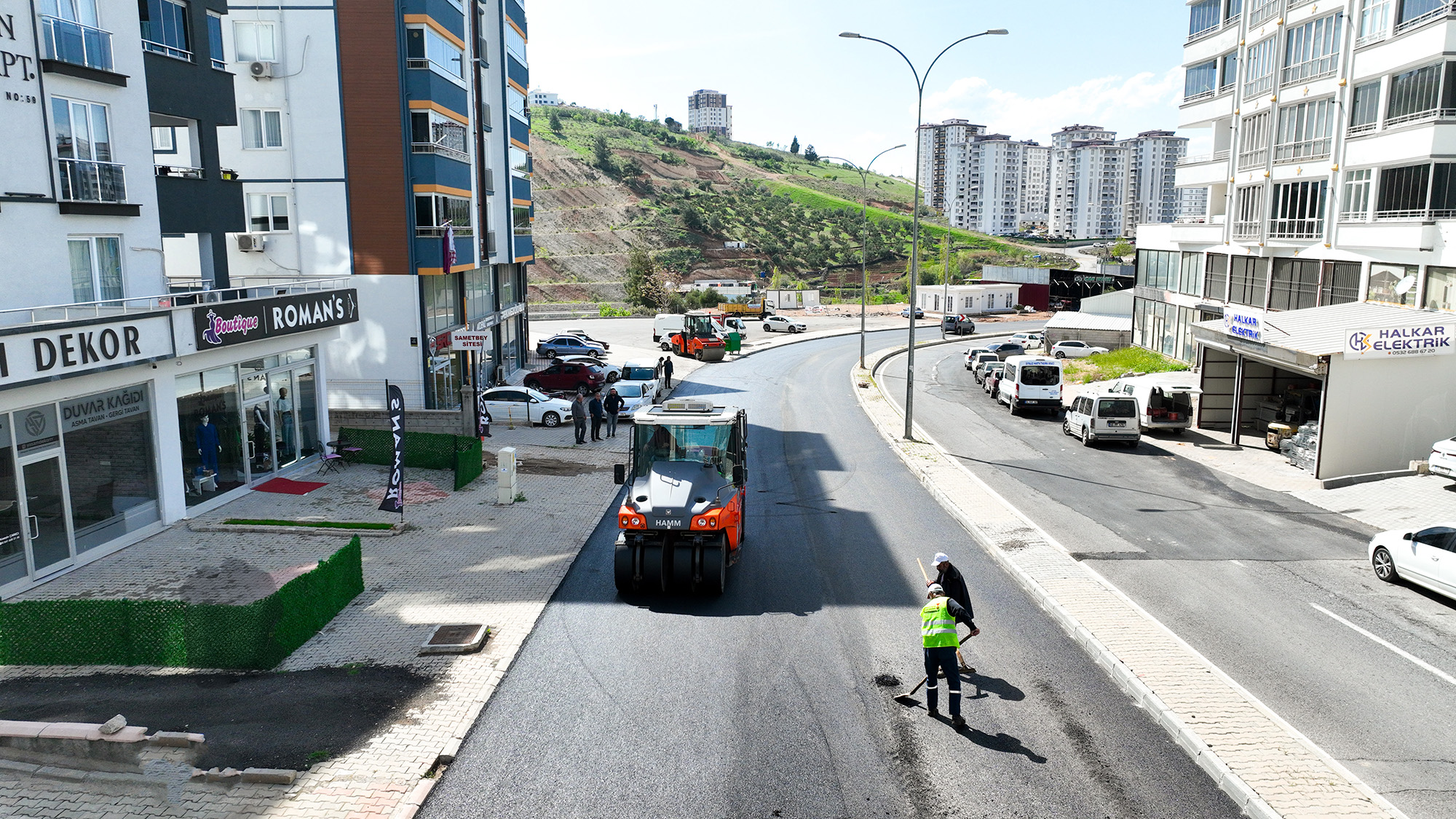 Kahramanmaraş Büyükşehir Belediyesi, Onikişubat Vadi Mahallesi’nin en işlek arterlerinden Süleyman