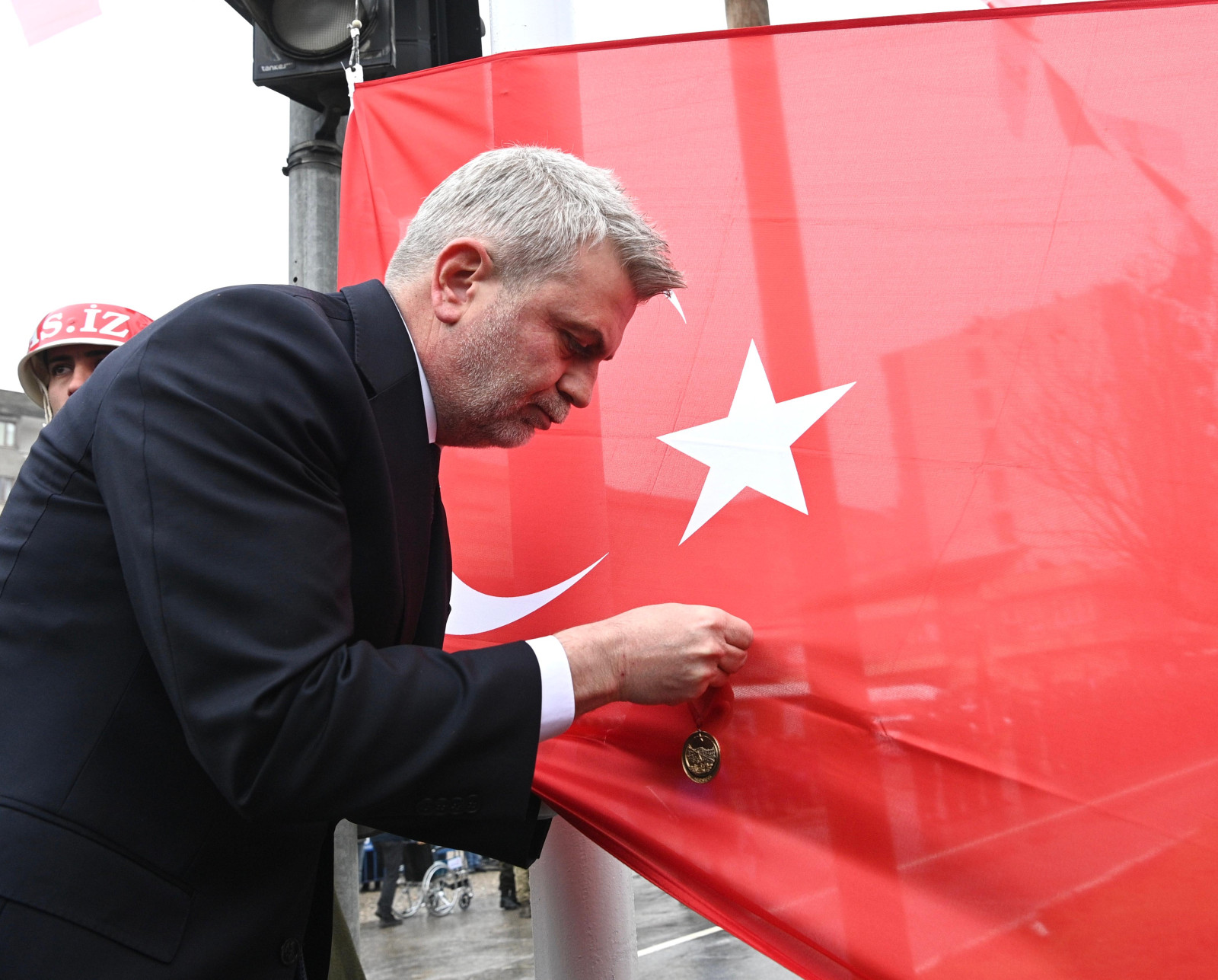 5 Nisan Madalya Günü’nü yayımladığı bir mesajla kutlayan Başkan Görgel,