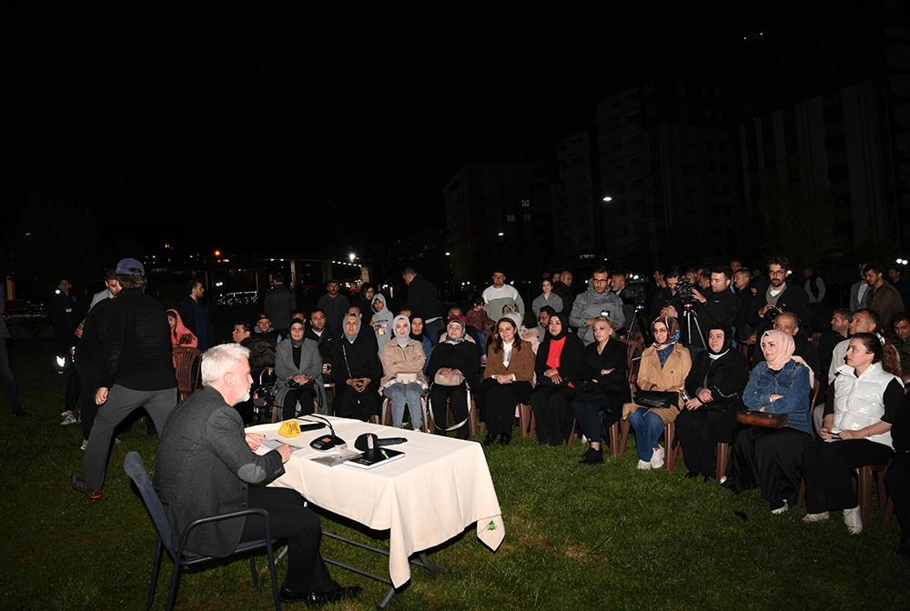 Büyükşehir Belediye Başkanı Fırat Görgel, Aliyaİzzetbegoviç Millet Bahçesi’nde düzenlenen etkinlikte