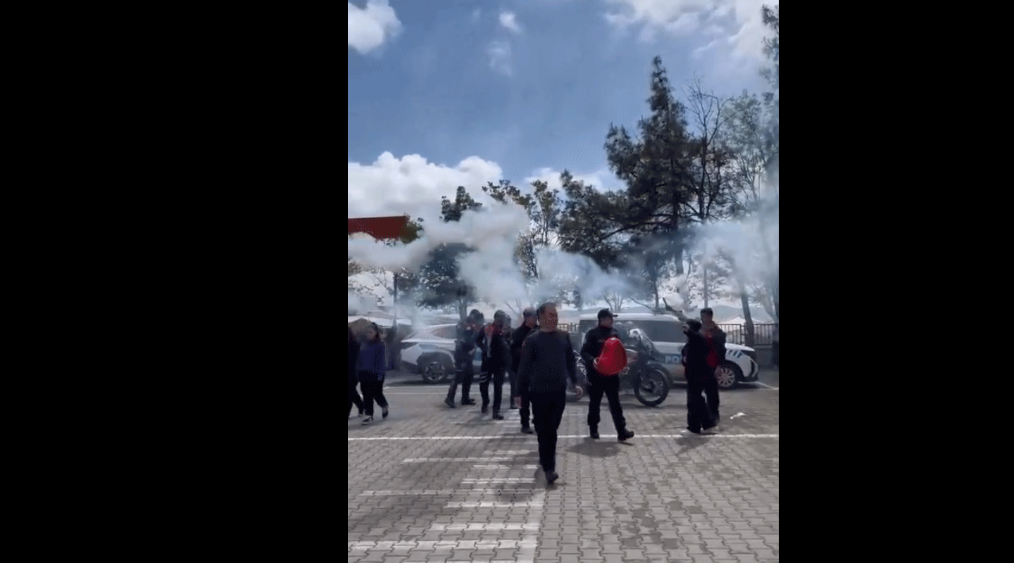 Kahramanmaraş Anadolu Lisesi öğretmenleri ve öğrencileri, Türk Polis Teşkilatı'nın 180.