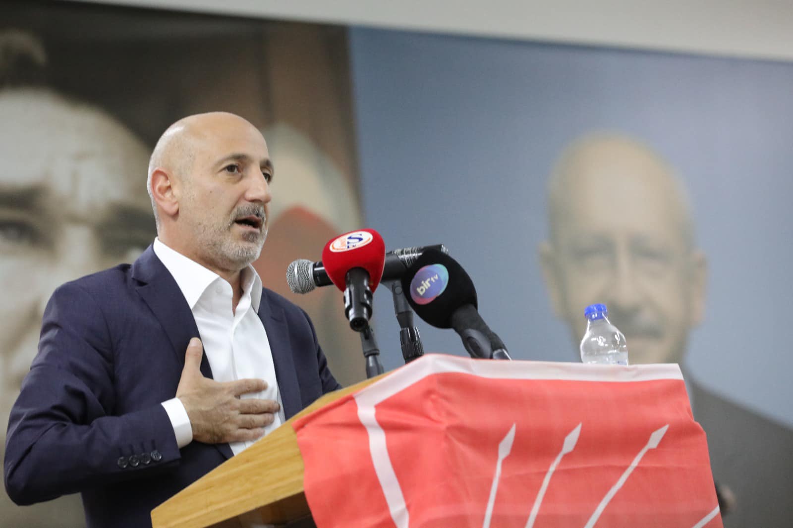 Cumhuriyet Halk Partisi (CHP) Kahramanmaraş Milletvekili Ali Öztunç, memleketi Kahramanmaraş'ta