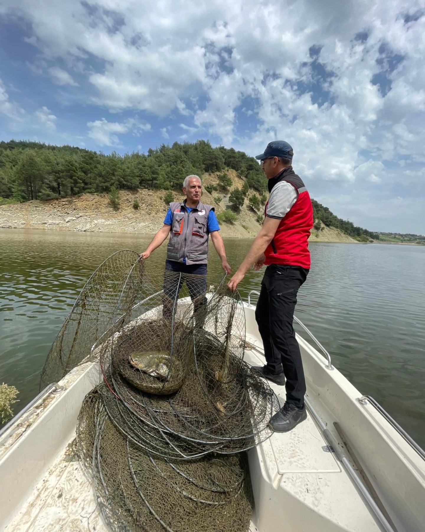 Balıkçılık ve Su Ürünleri Şube Müdürlüğü su ürünleri kontrol görevlileri
