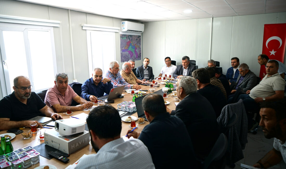 KASKİ Genel Müdürü Necati Çalık, şehir genelinde altyapı çalışmalarını sürdüren