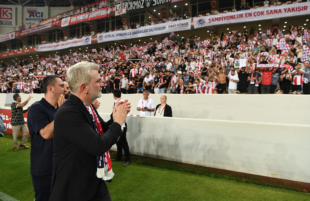 Büyükşehir Belediye Başkanı Fırat Görgel, Kahramanmaraş İstiklalspor’uplay-off finalinde de yalnız