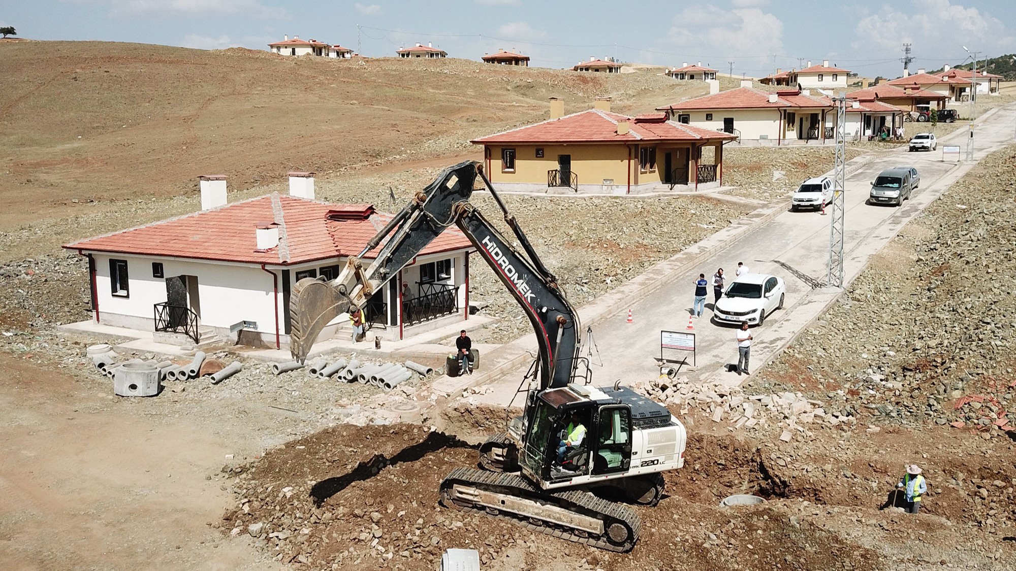KASKİ Genel Müdürlüğü koordinesinde; 7 ilçede 34 mahallede inşa edilen