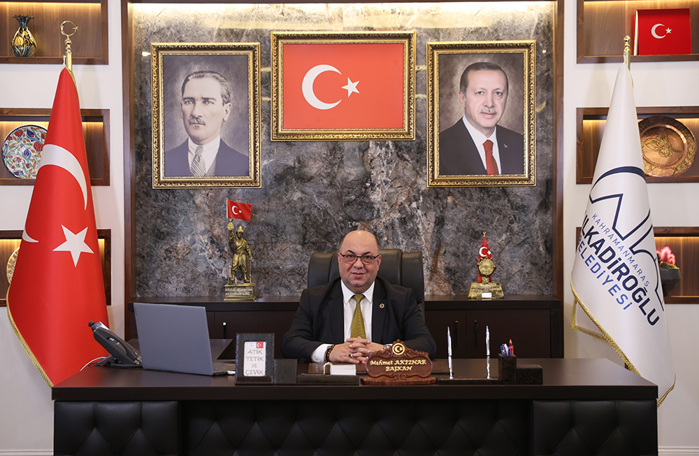 Dulkadiroğlu Belediye Başkanı Mehmet Akpınar, Anneler Günü dolayısıyla bir kutlama