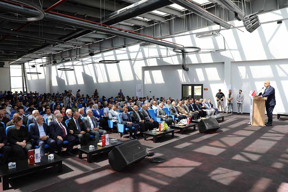 Kahramanmaraş İstiklal Üniversitesi (KİÜ) tarafından, “Sanayide Geleceği Yakalamak: Kahramanmaraş Savunma