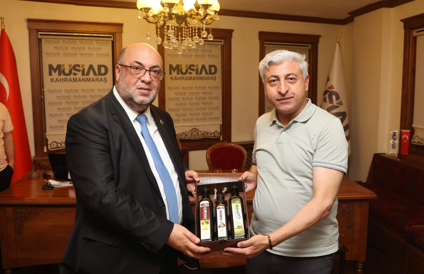 Kahramanmaraş'ın Dulkadiroğlu Belediye Başkanı Mehmet Akpınar, Müstakil Sanayici ve İşadamları