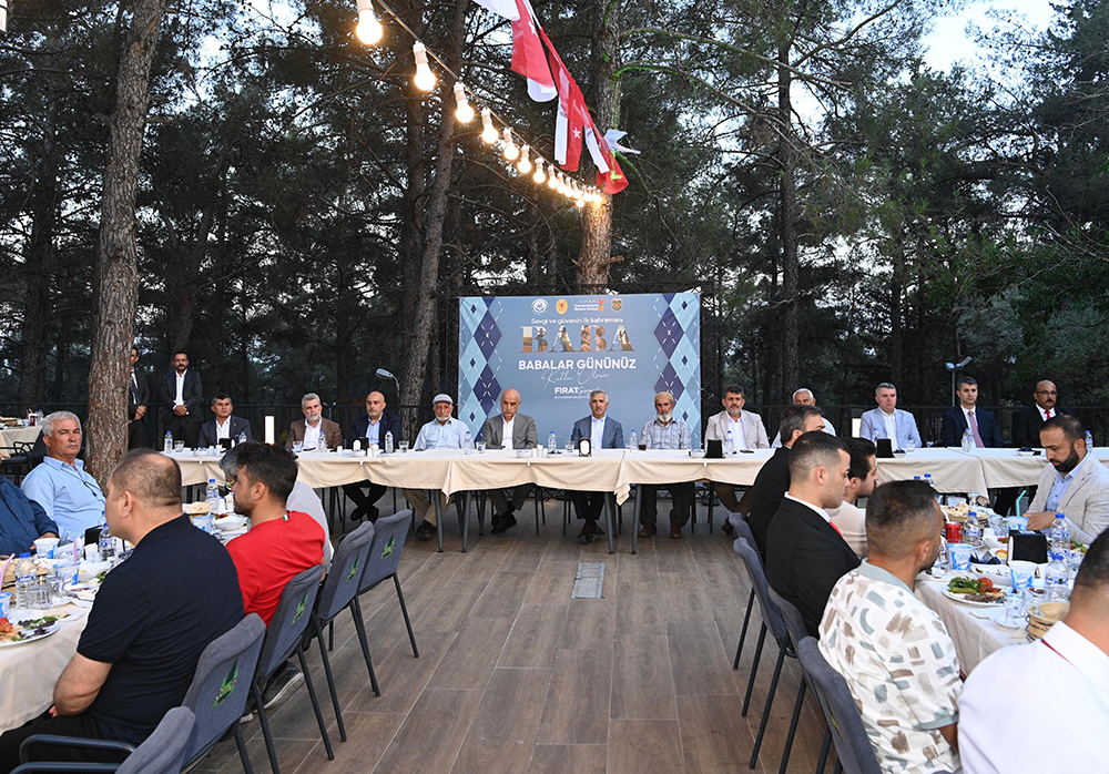 Kahramanmaraş Büyükşehir Belediyesi ve Valilik iş birliğiyle Babalar Günü dolayısıyla
