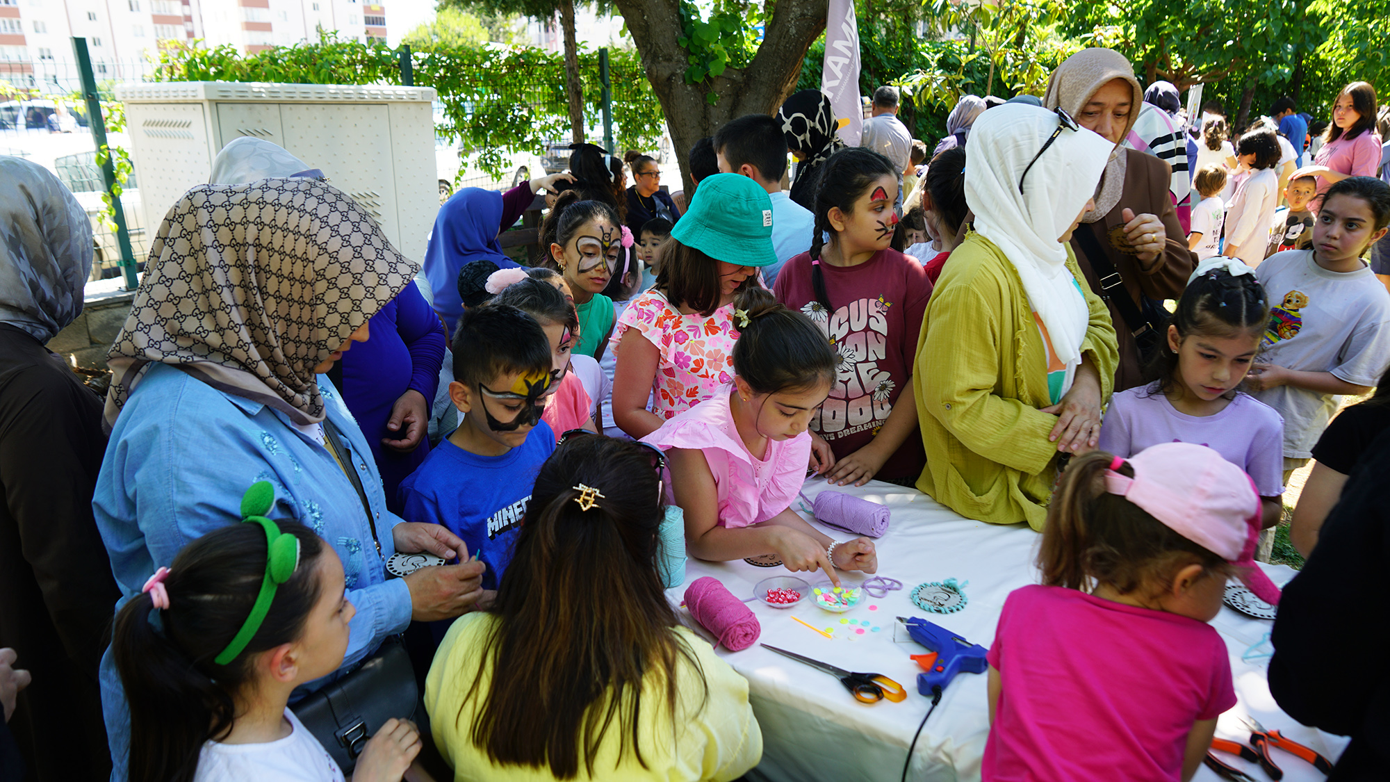 Büyükşehir Belediyesinin Çocuk Sanat Merkezi’nde eğitim dönemi tamamlandı. KAÇSAM’da düzenlenen