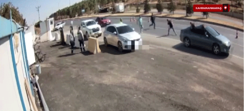 Kahramanmaraş'ta polisin dur ihtarına uymayan ve bir polis memurunu aracıyla
