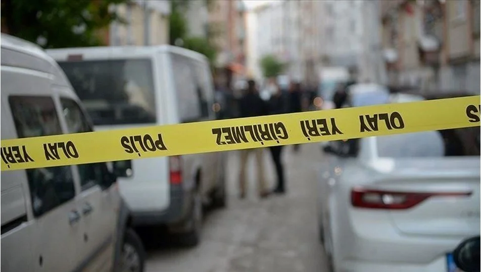 Kahramanmaraş'ın Onikişubat ilçesinde, iki grup arasında çıkan tartışma kanlı bir