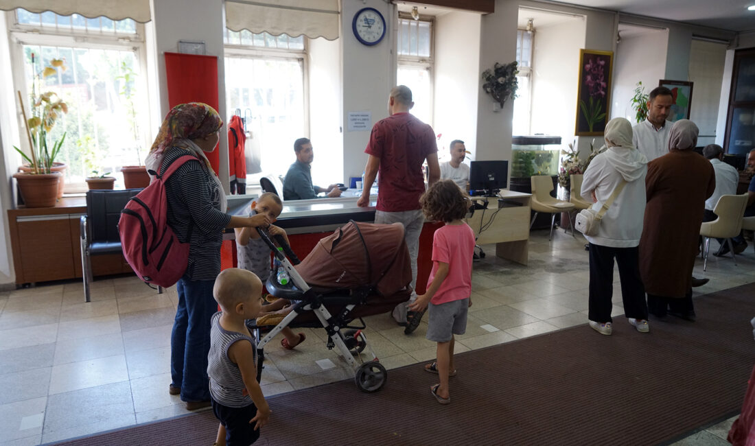 Büyükşehir Belediyesi, eğitimin her alanında öğrencilere ve velilere de destek