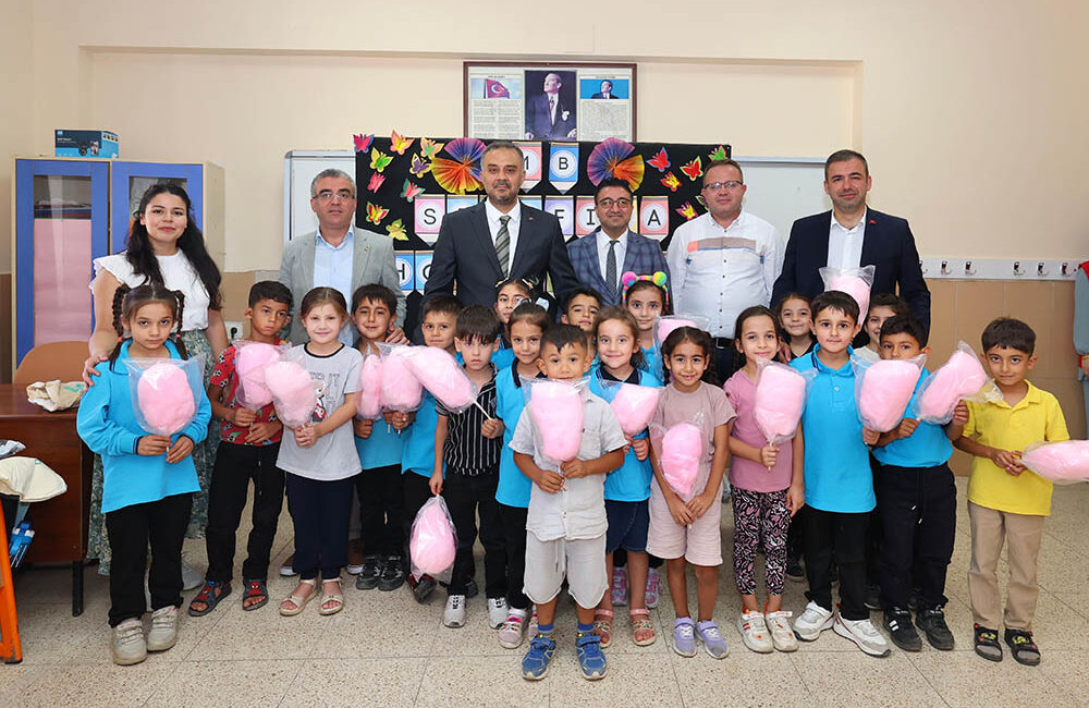 Onikişubat Belediyesi, “önceliğimiz eğitim” anlayışıyla her yıl olduğu gibi bu