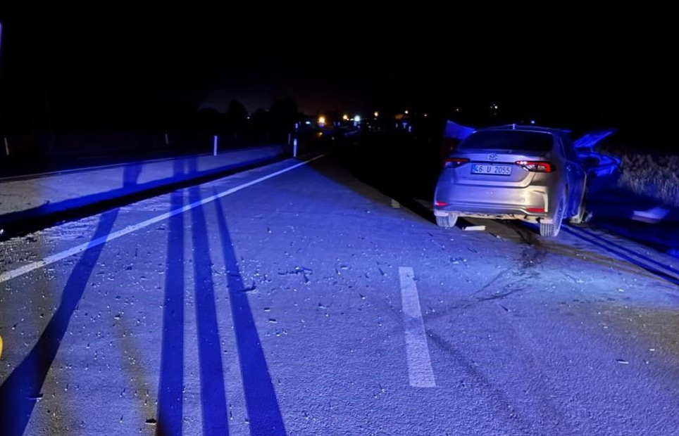 Elbistan-Göksun karayolunda meydana gelen trafik kazası, Elbistan'ı yasa boğdu. Ekinözü