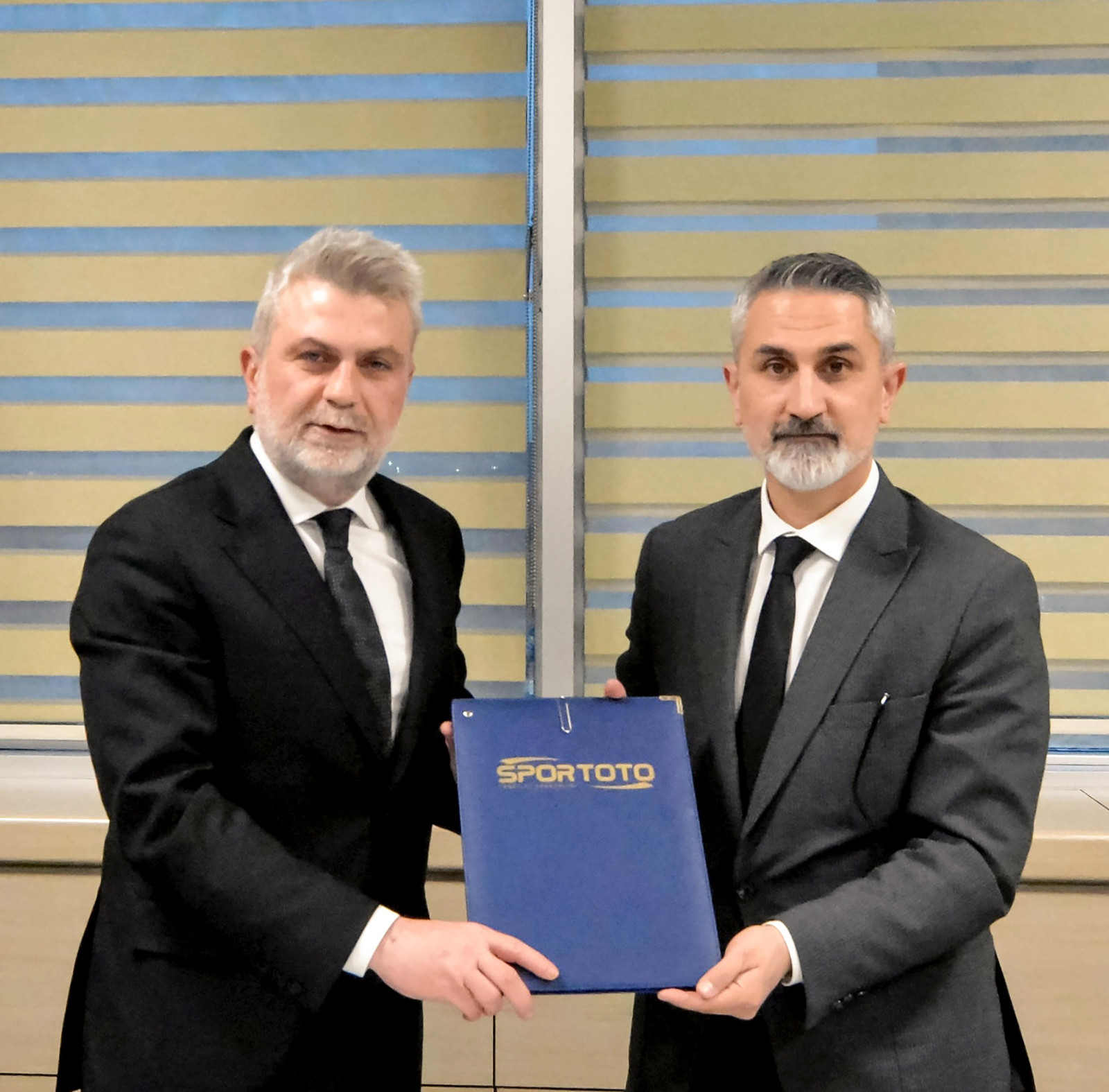 Kahramanmaraş’ta 11 İlçeye 35 Yeni Sentetik Saha! 1 1