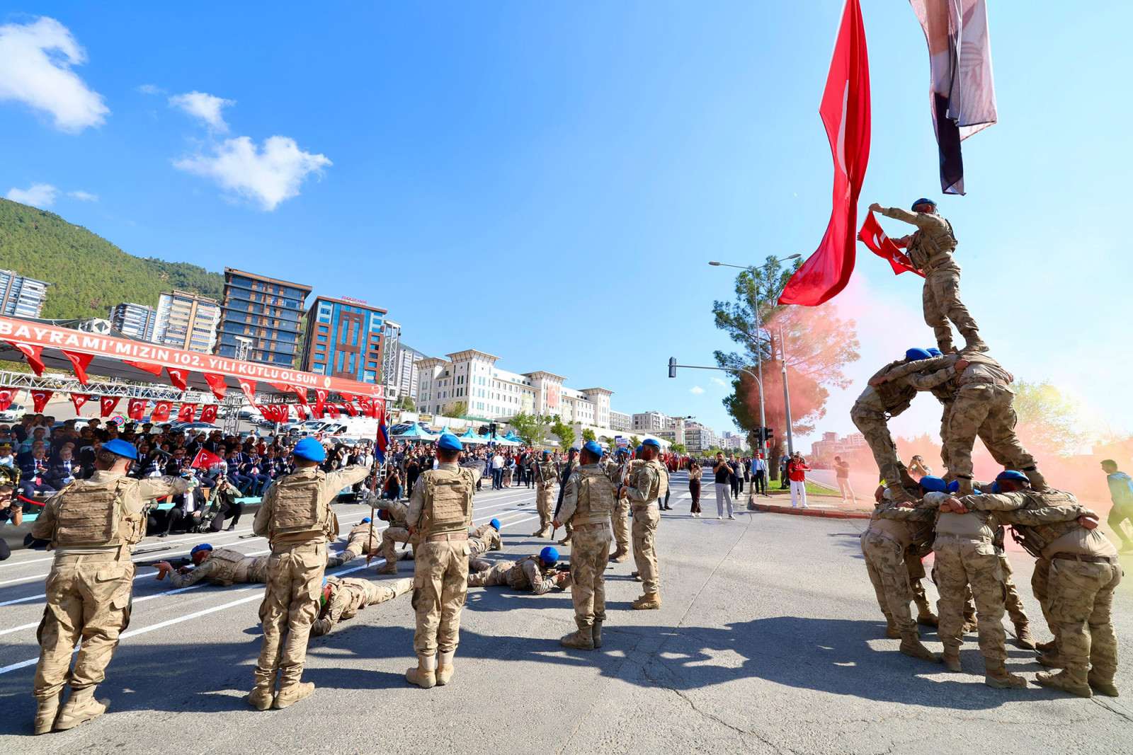 Kahramanmaraş’ta Cumhuriyet’in 102. Yıl Coşkusu! 3 29 ekim cumhuriyet bayrami 15