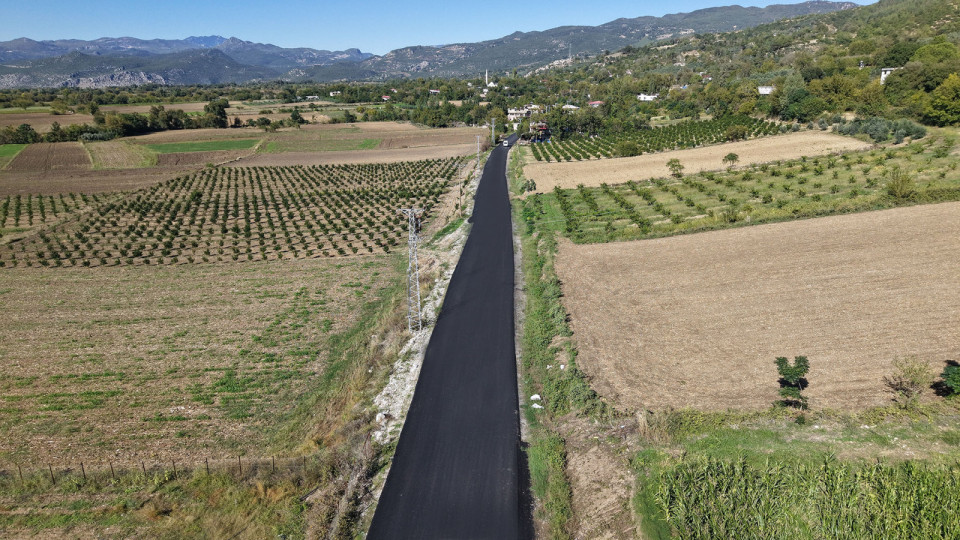 Büyükşehir Belediyesi, Andırın’ın Osmaniye’ye sınır mahallelerinin ulaşımı açısından son derece
