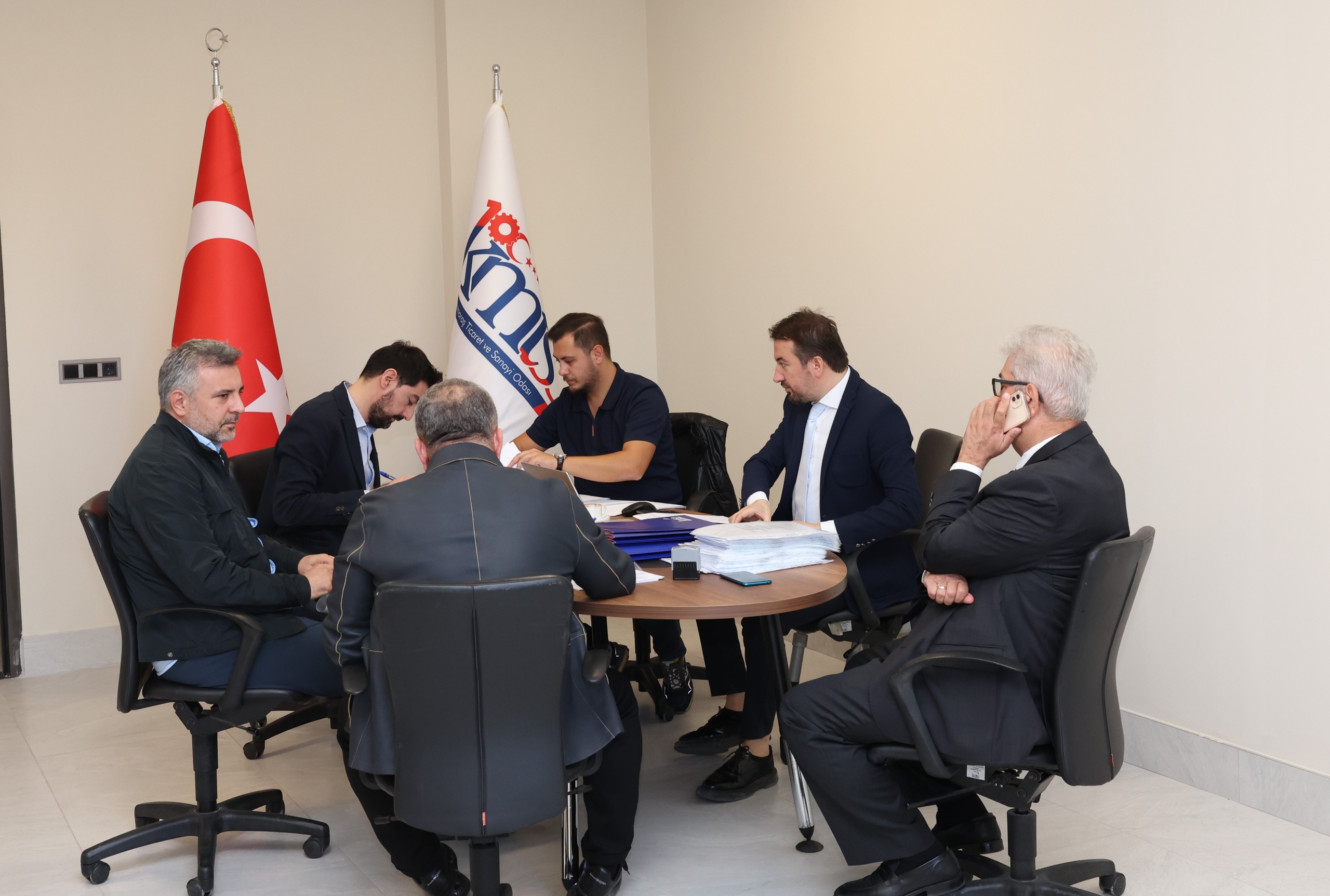 100 Yıllık Dönüşümün İmzaları KMTSO’da Atıldı! 2 cb3eb1cf 57b6 41f9 bdcd ba52f8e5ead6