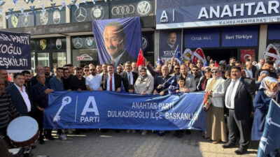 Kahramanmaraş’ta Anahtar Parti il Başkanlığının düzenlediği geniş katılımlı üye katılım