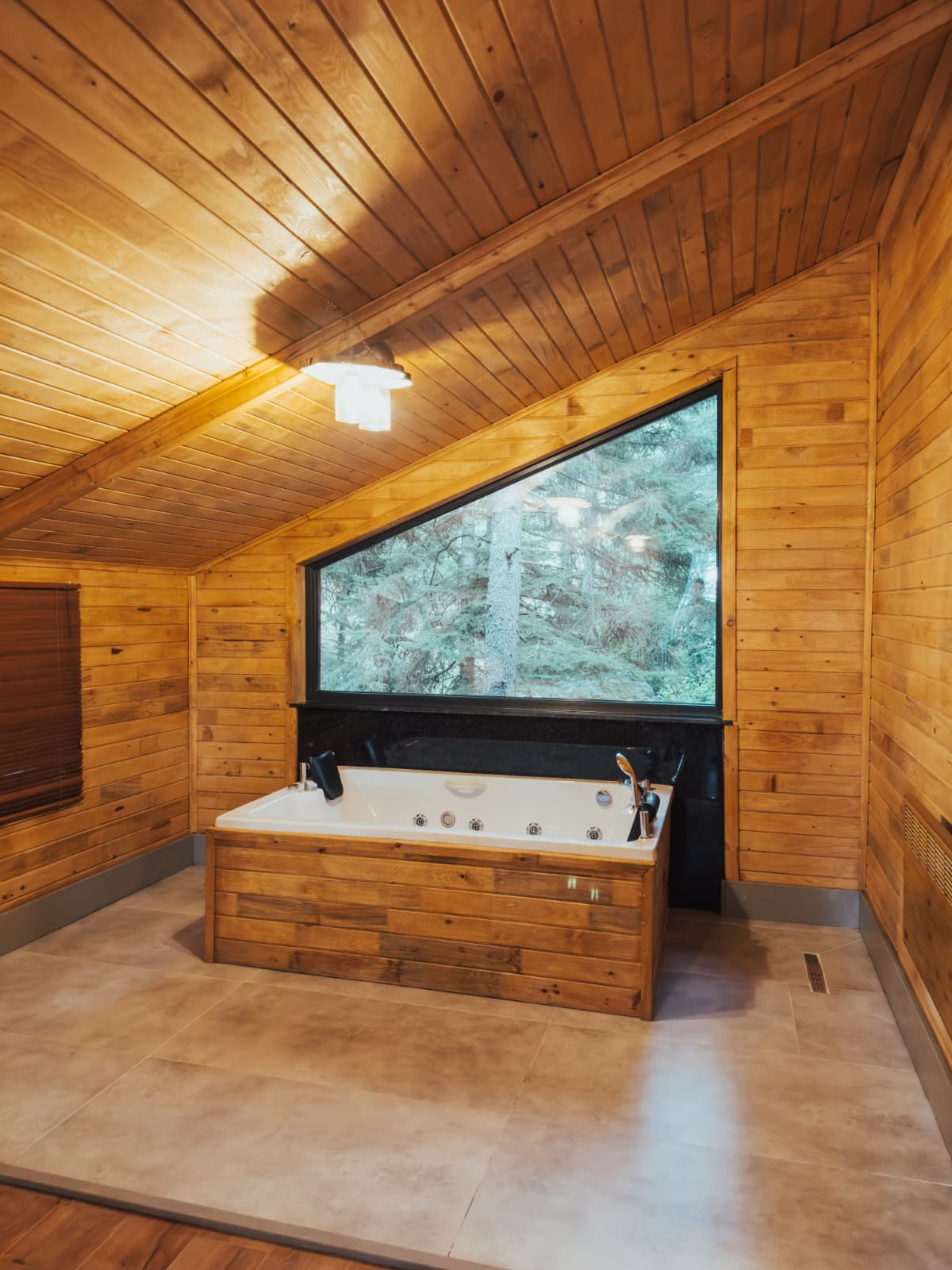 941eb587 87e5 4c5a b72a 63f9748bbe6d