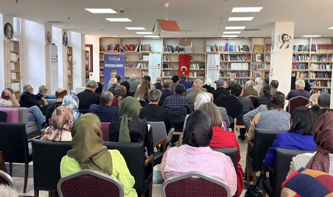 Büyükşehir Belediyesinin NFK Kültür Merkezi’nde düzenlediği söyleşide usta kalemler, Türk