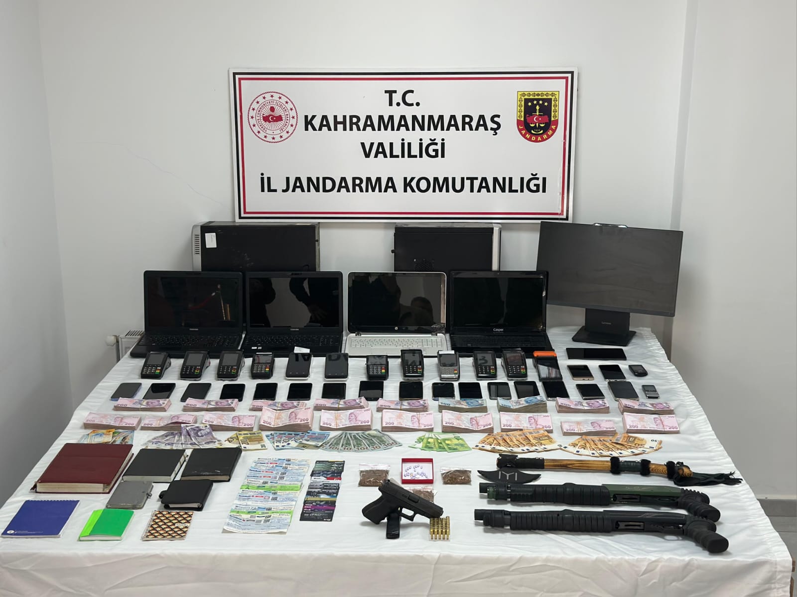 Kahramanmaraş Merkezli Tefecilik Operasyonunda 17 Kişi Tutuklandı: Çok Sayıda Materyal Ele Geçirildi! 1 30f3c3b5 b929 4863 ac82 e0129f407f94